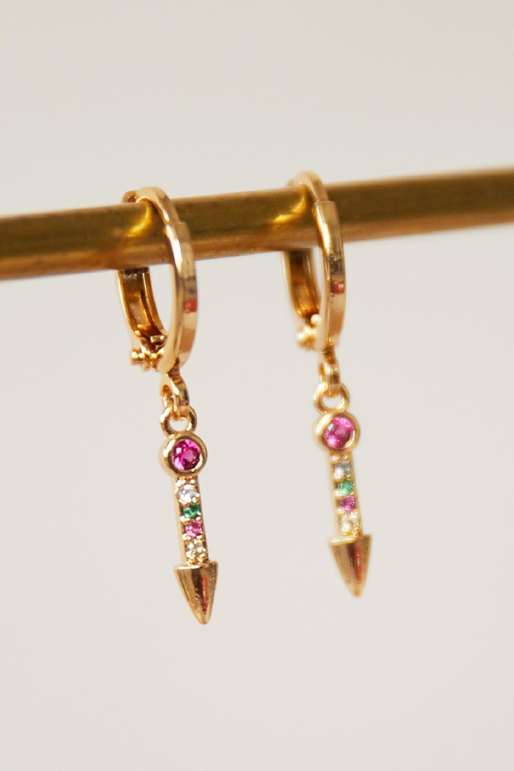 Ohrringe Zirconia Arrow Goldfarbe Kupfer h5Bild5